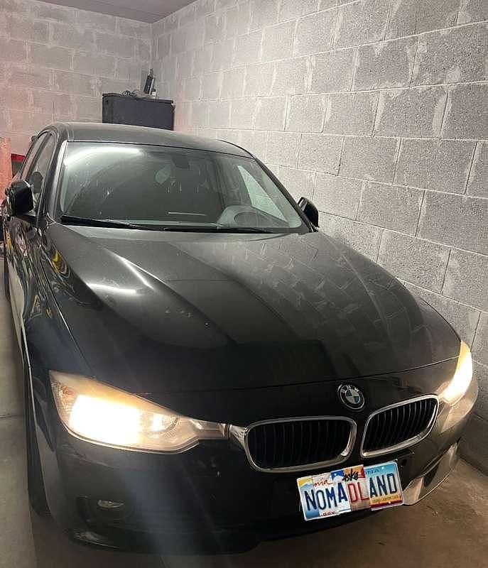 Nero Usata 2014 BMW 316 Tre volumi | 8500 € (Ottimo prezzo) - Immagine 1/4