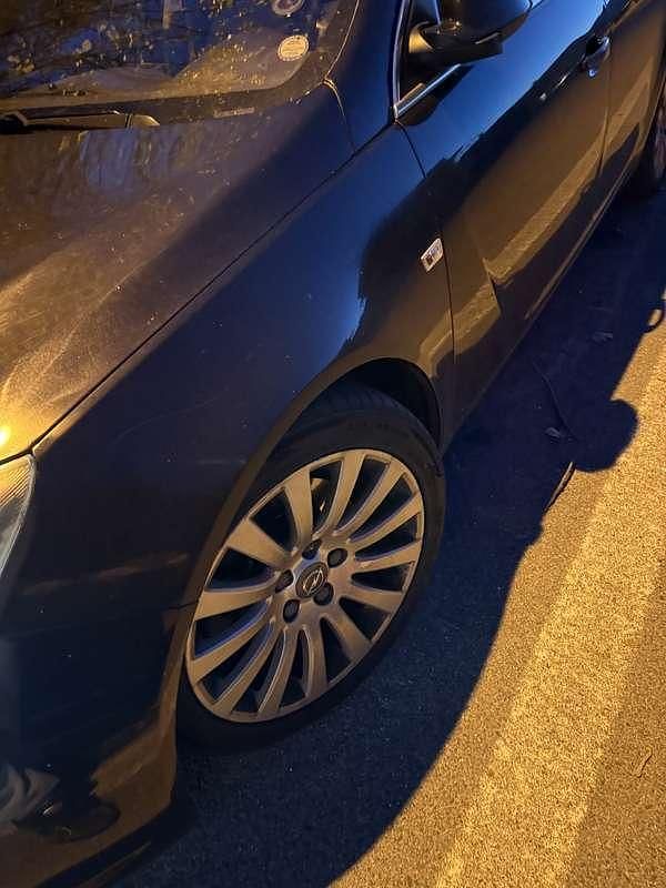 Usata Opel Insignia Cosmo 160 CV (117 kW) 2009 Berlina