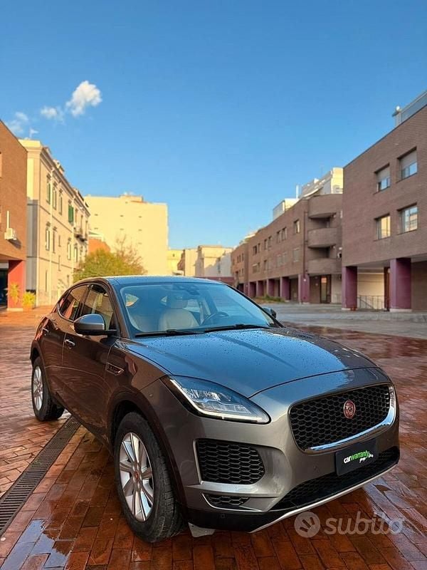 Usata Jaguar E-Pace 150 CV (110 kW) 2020 Grigio SUV