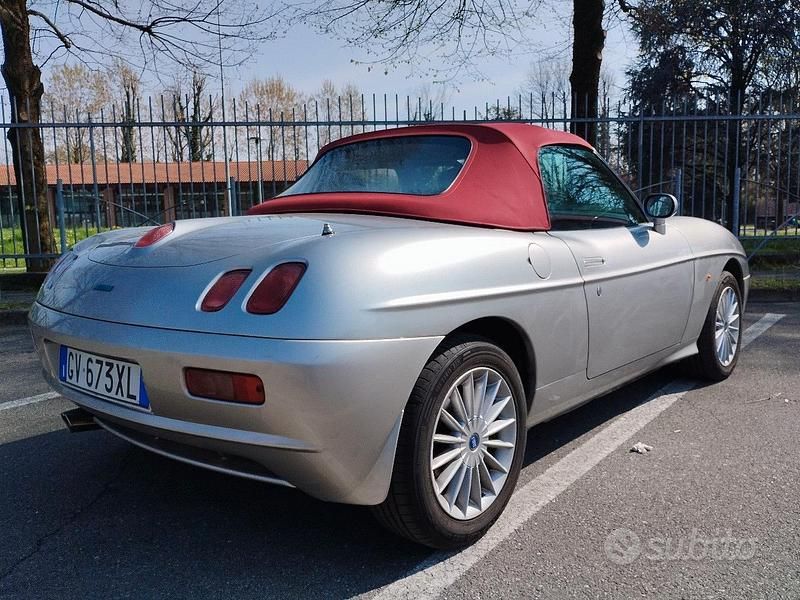 Usata Fiat Barchetta 130 CV (95 kW) 2000 Grigio Cabrio