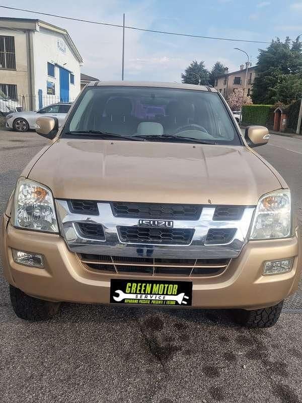Usata Isuzu D-Max 131 CV (96 kW) 2007 Bronzo SUV