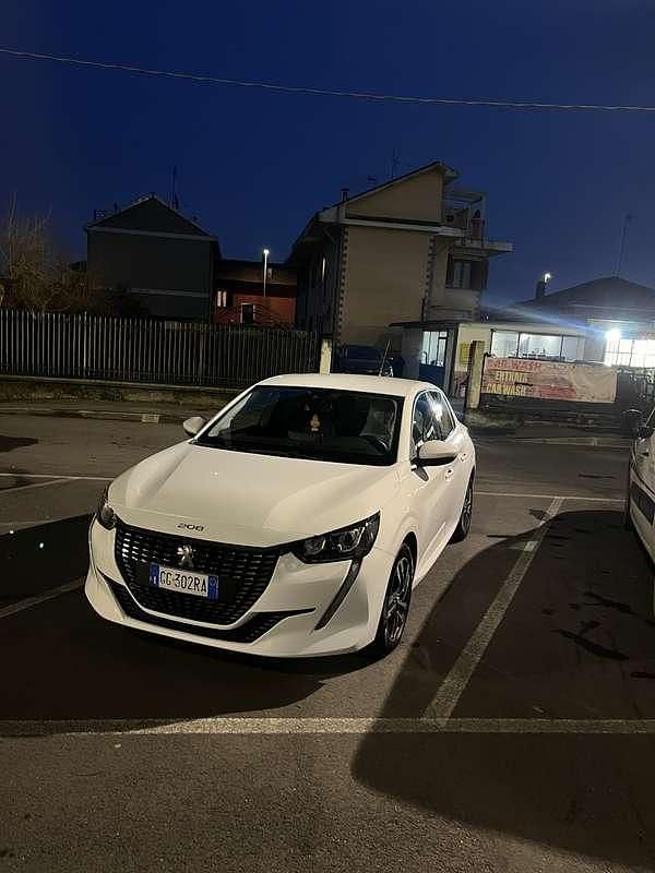 Usata Peugeot 208 GT 101 CV (74 kW) 2020 Bianco Utilitaria