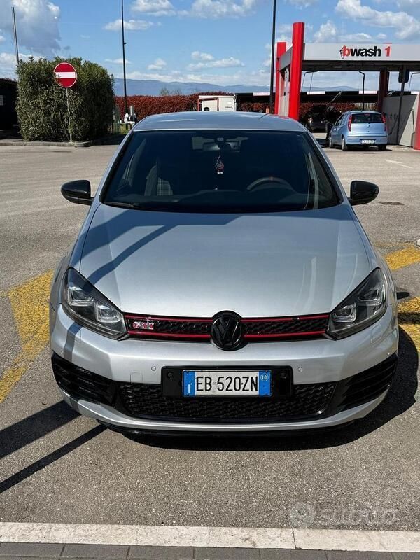 Usata 2010 VW Golf VI GTI Tre volumi | 9000 € (Ottimo prezzo) - Immagine 1/4