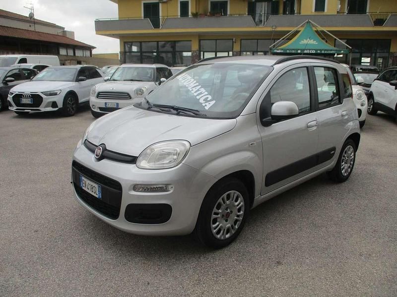 Usata Fiat Panda Lounge 86 CV (63 kW) 2012 Argento Utilitaria