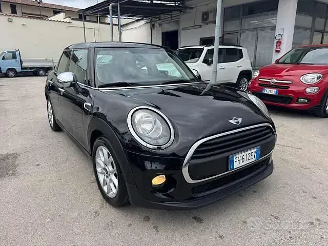 Usata Mini One D 95 CV (69 kW) 2017 Nero Utilitaria