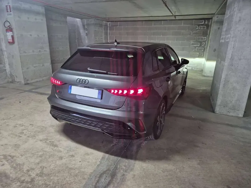 Usata Audi A3 S-Line 150 CV (110 kW) 2024 Grigio Berlina