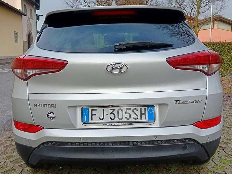 Usata Hyundai Tucson Xpossible 116 CV (85 kW) 2017 Grigio SUV