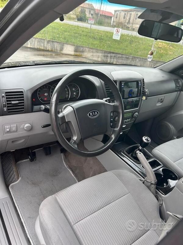 Usata Kia Sorento 140 CV (102 kW) 2009 Nero SUV