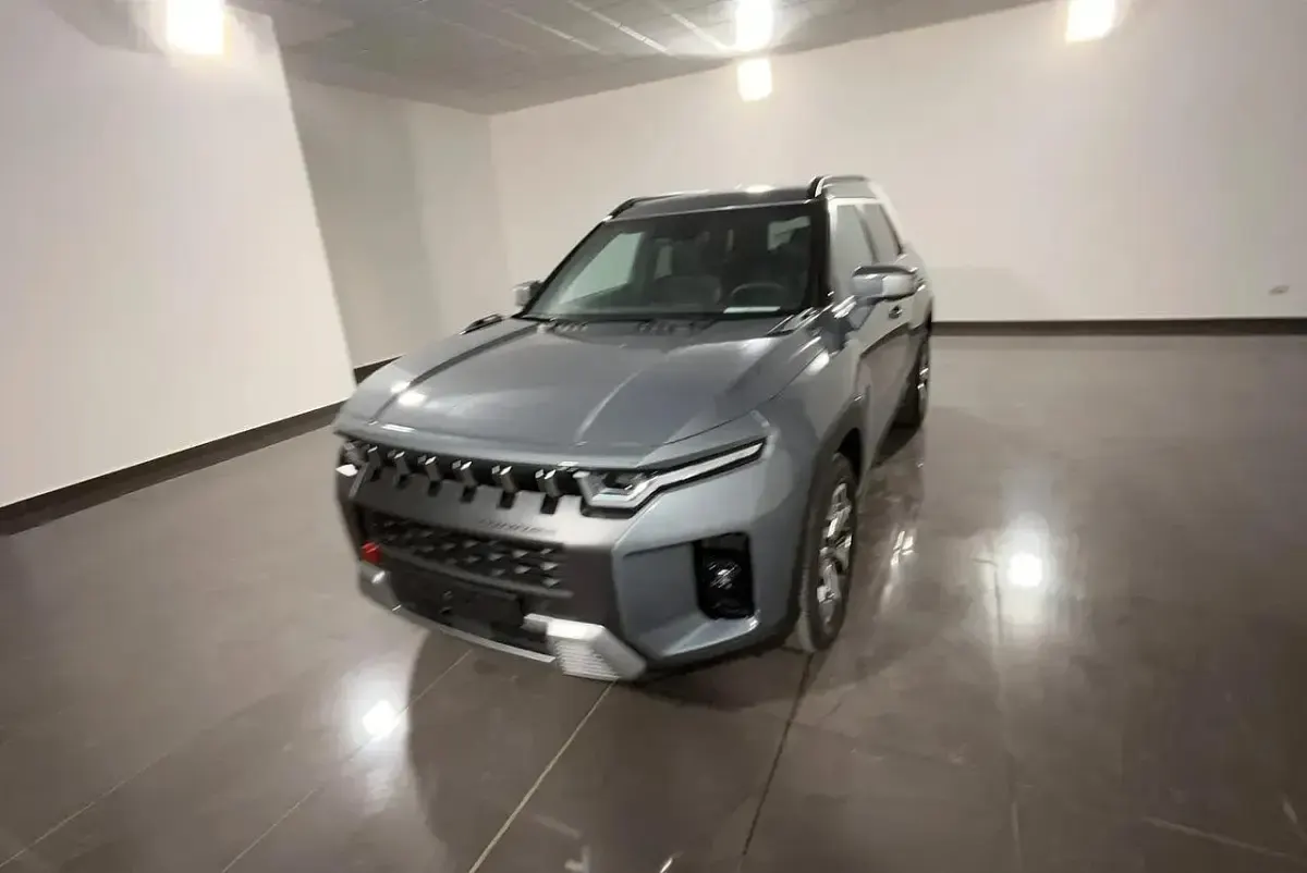 Nuova KGM Torres 163 CV (119 kW) 2025 Grigio SUV