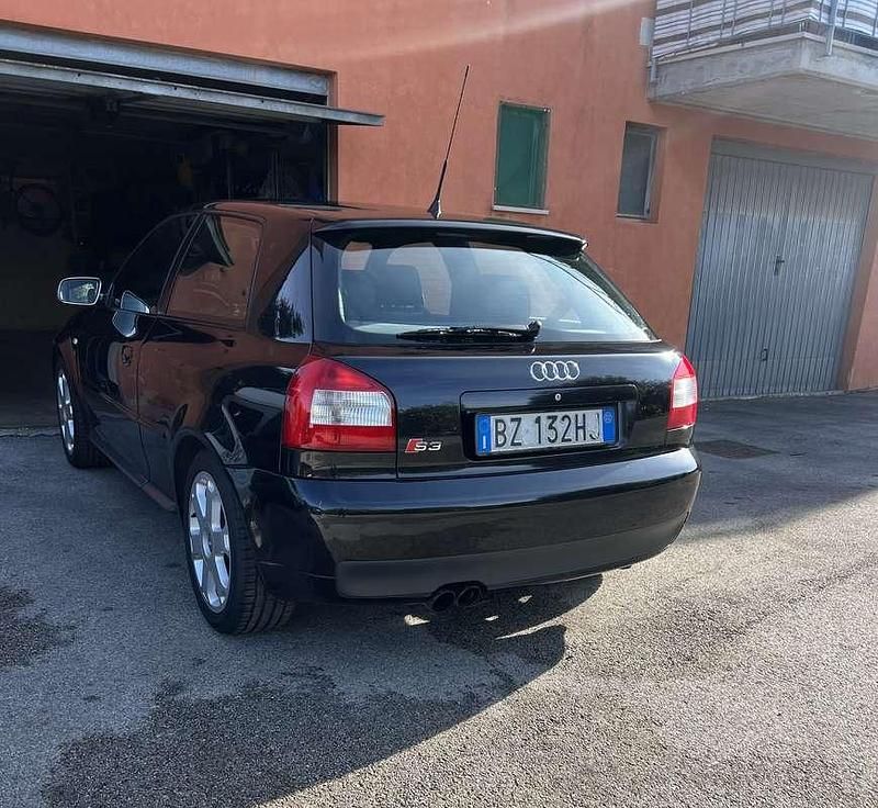 Usata Audi S3 224 CV (164 kW) 2002 Utilitaria