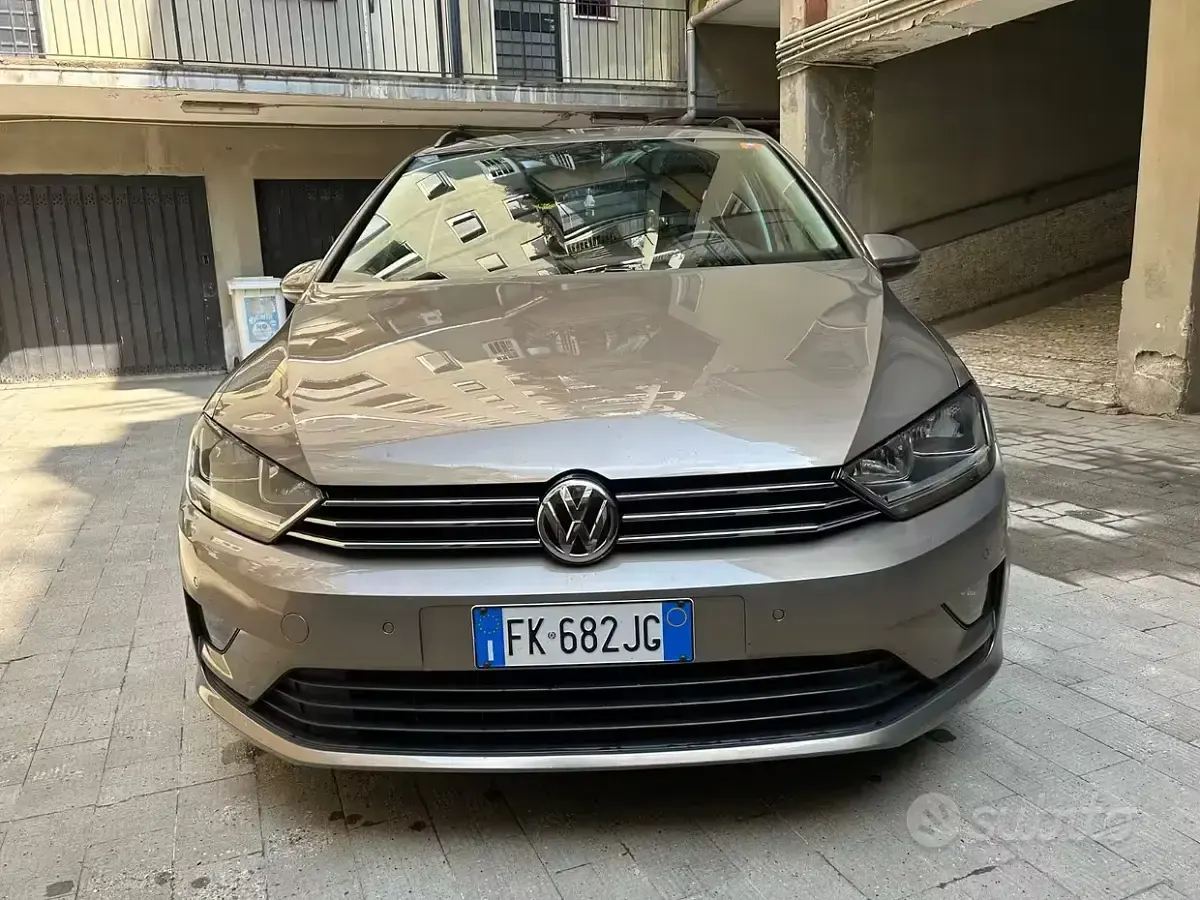 Usata VW Golf Sportsvan Business 116 CV (85 kW) 2017 Marrone Monovolume