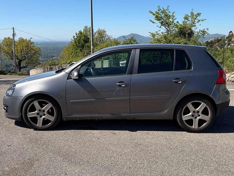 Usata VW Golf VI GT 140 CV (102 kW) 2008 Grigio Utilitaria