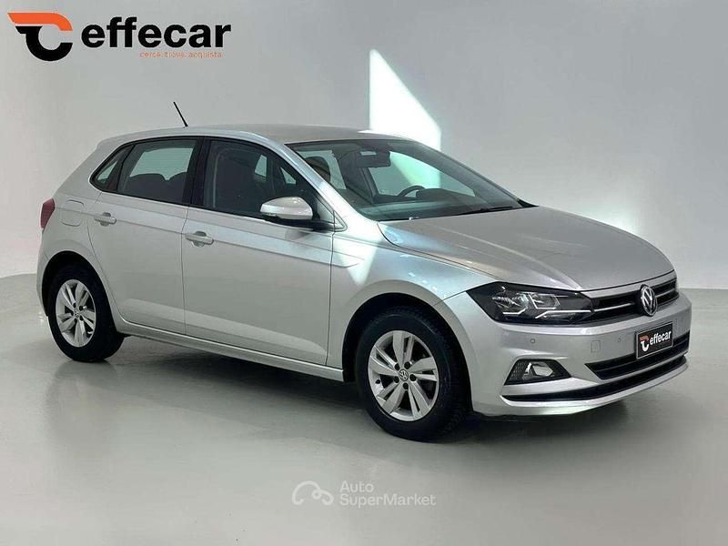 Usata VW Polo Comfortline 65 CV (47 kW) 2018 Argento Berlina
