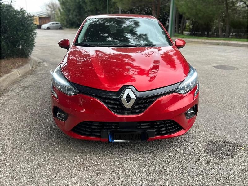 Usata Renault Clio V Zen 85 CV (62 kW) 2020 Rosso Berlina