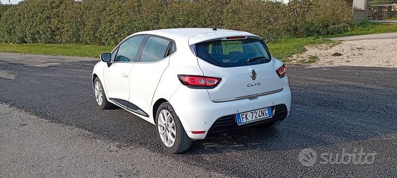 Usata Renault Clio IV 75 CV (55 kW) 2017 Bianco Berlina