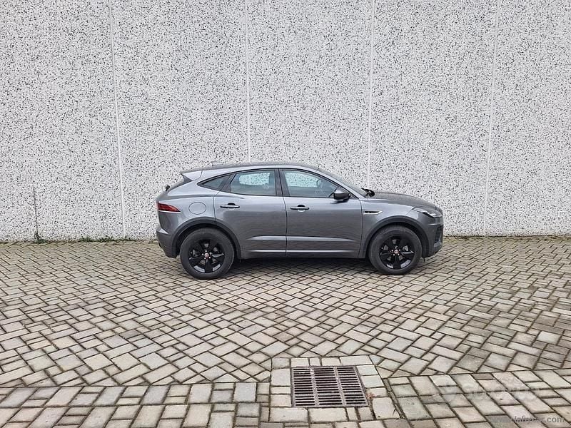 Usata Jaguar E-Pace R-Dynamic 150 CV (110 kW) 2018 Grigio SUV