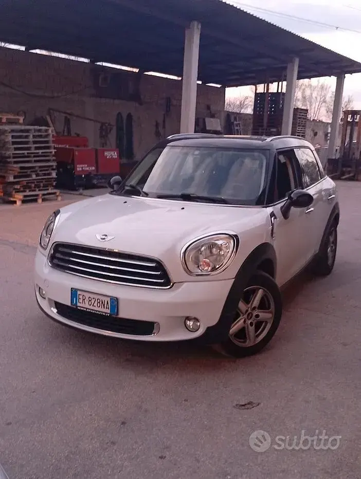 Usata Mini Countryman 122 CV (89 kW) 2013 Bianco SUV