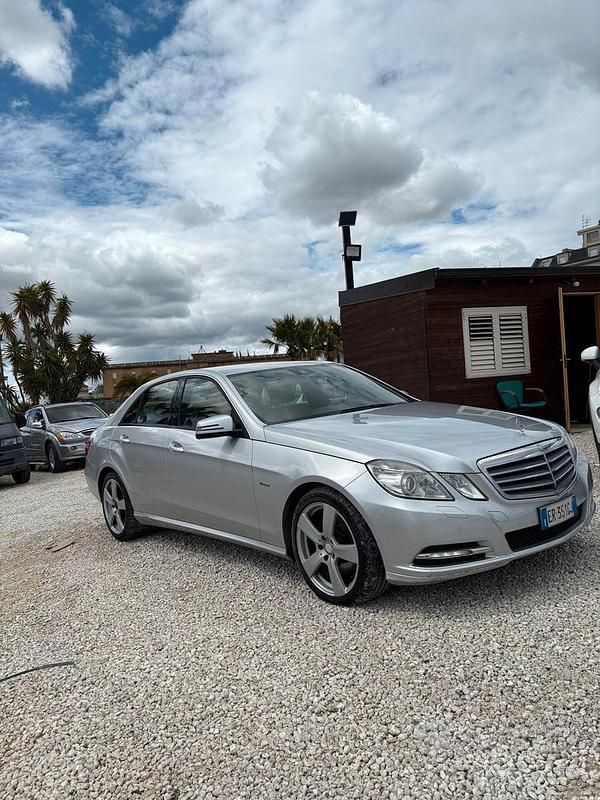 Usata Mercedes E250 Premium 2013 Grigio Berlina