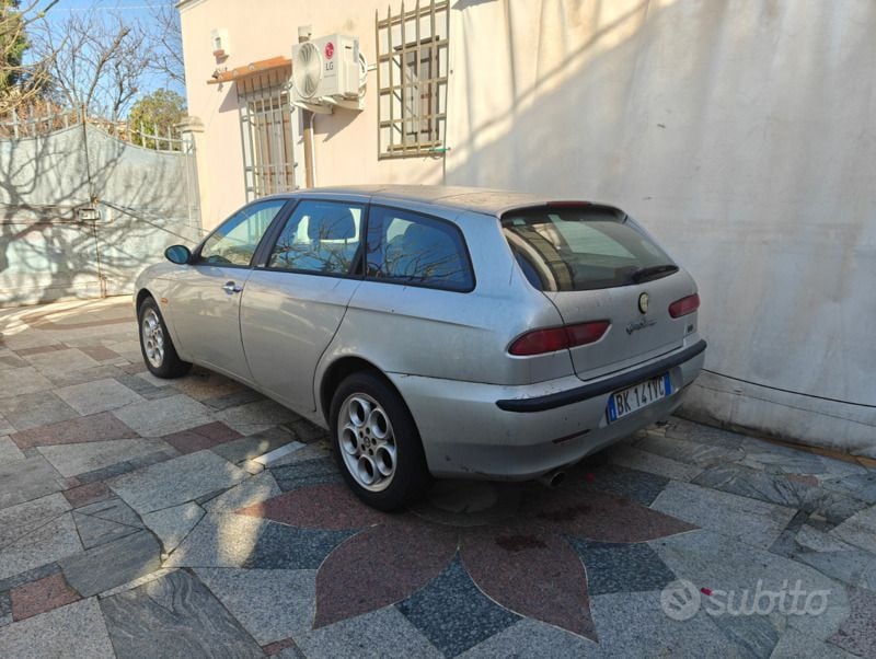 Usata Alfa Romeo 156 155 CV (114 kW) 2000 Grigio Station wagon