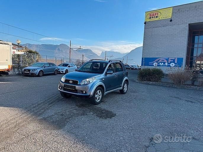 Usata Daihatsu Terios 186 CV (136 kW) 2007 Grigio SUV