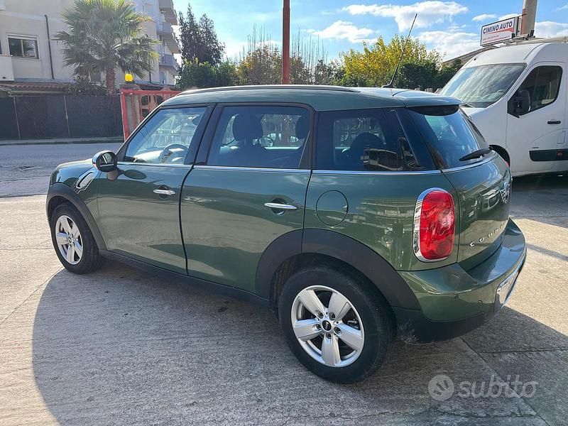 Usata Mini Countryman 90 CV (66 kW) 2016 Verde SUV