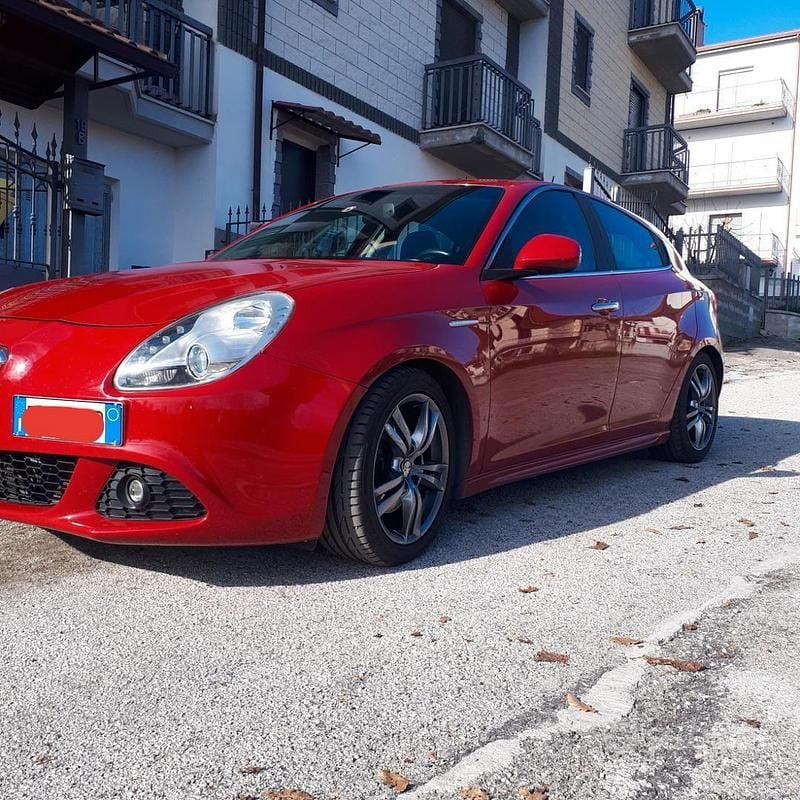 Usata Alfa Romeo Giulietta 140 CV (102 kW) 2011 Utilitaria