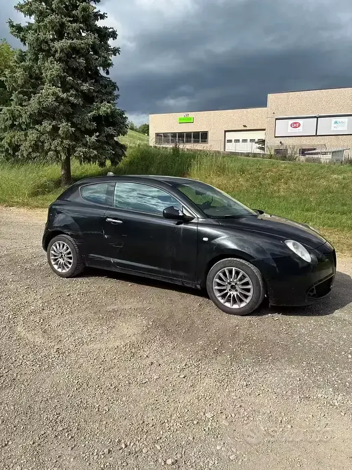 Usata Alfa Romeo MiTo 70 CV (51 kW) 2012 Nero Utilitaria
