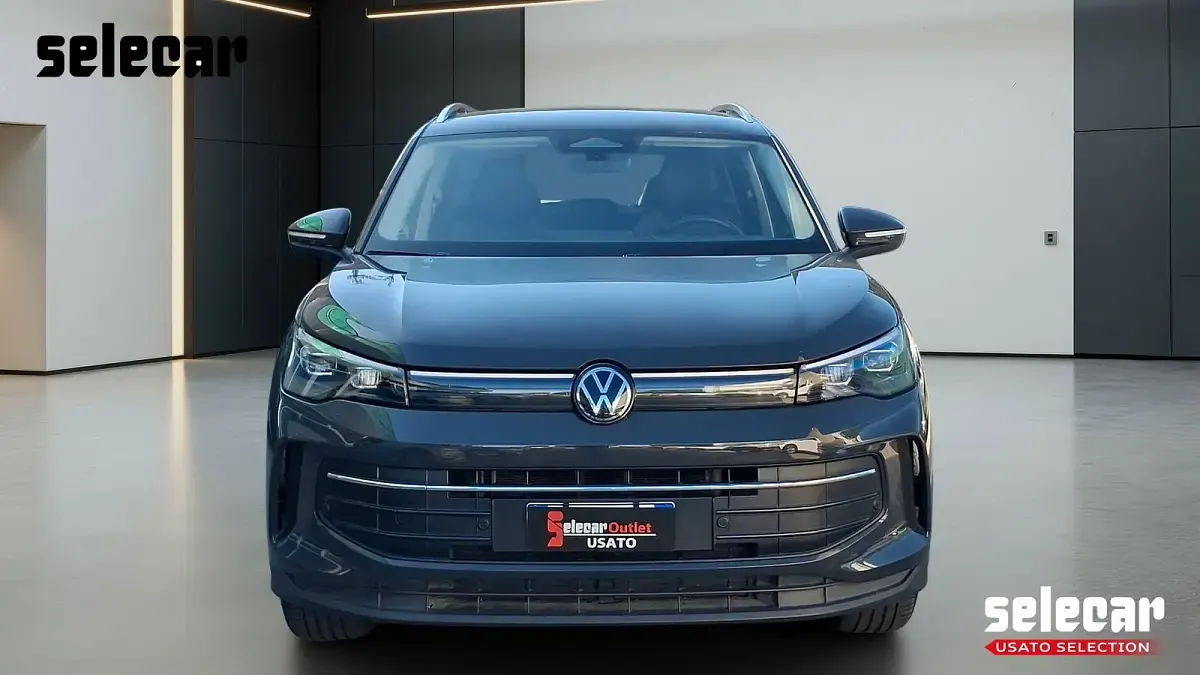 Usata VW Tiguan Edition 150 CV (110 kW) 2024 N5k grigio urano SUV