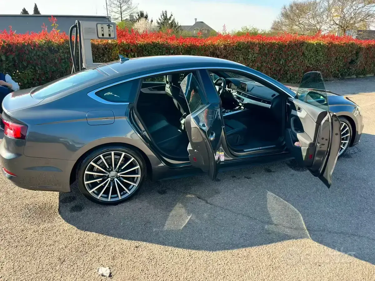 Usata Audi A5 190 CV (139 kW) 2018 Grigio Coupé