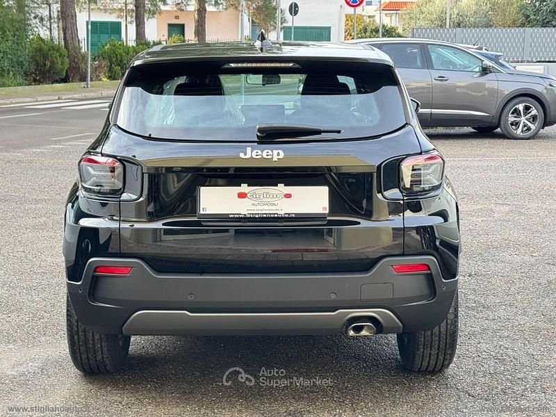 Nuova Jeep Avenger Longitude 101 CV (74 kW) 2025 Nero SUV