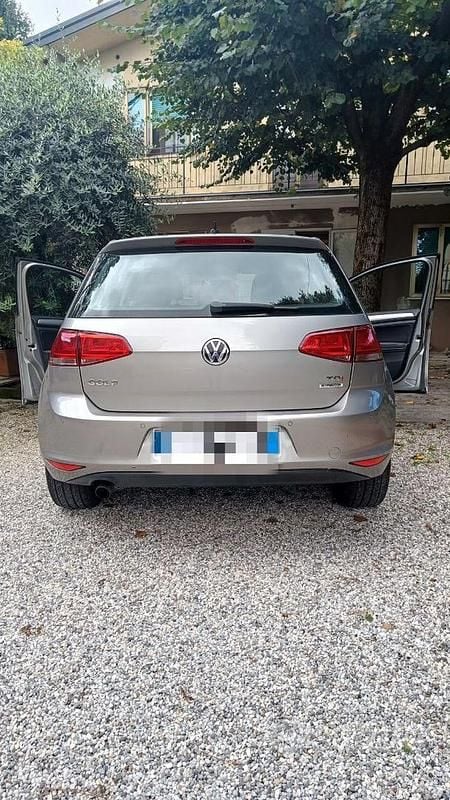 Usata VW Golf VII Comfortline 110 CV (80 kW) 2014 Grigio Berlina