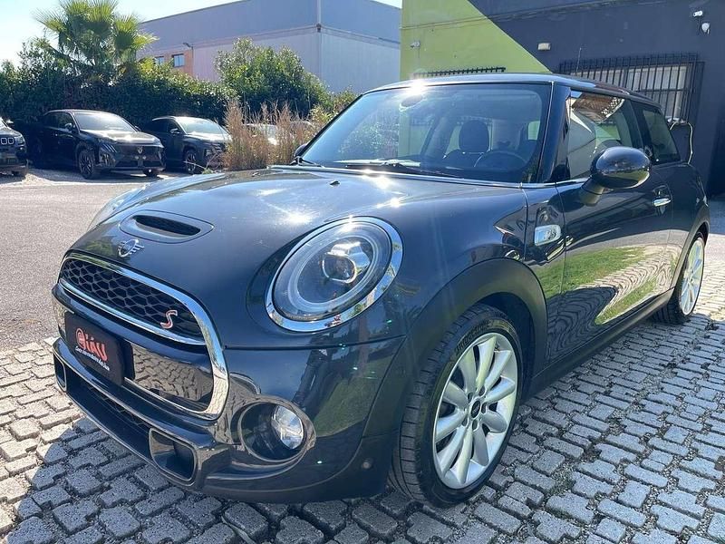 Grigio Usata 2019 Mini Cooper S Due volumi | 21.900 € (Buon prezzo) - Immagine 1/4