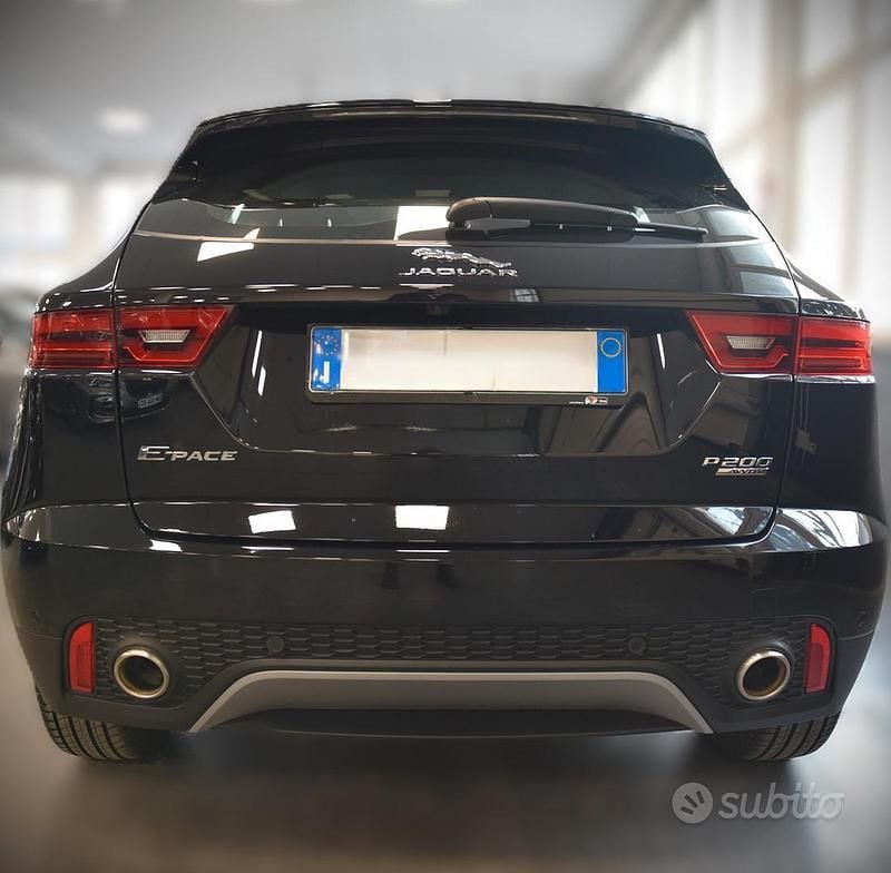 Usata Jaguar E-Pace 200 CV (147 kW) 2020 Nero SUV
