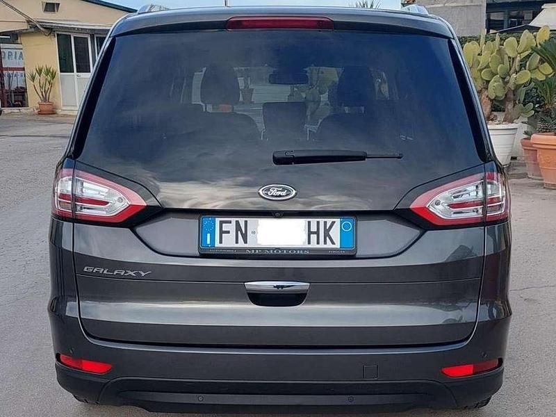 Usata Ford Galaxy Titanium 150 CV (110 kW) 2018 Grigio Monovolume