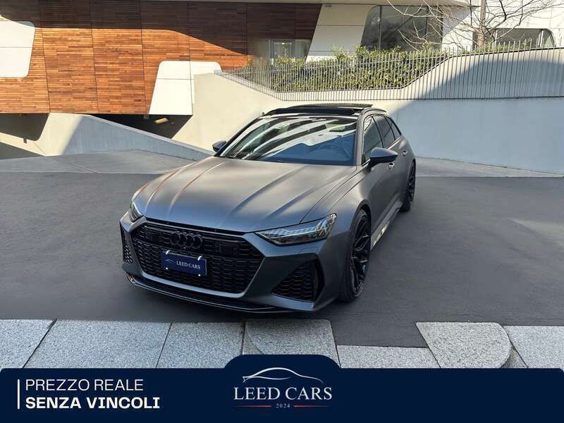 Grigio daytona opaco Usata 2021 Audi RS6 Ambiente Station wagon | 94.000 € (Super prezzo) - Immagine 1/4