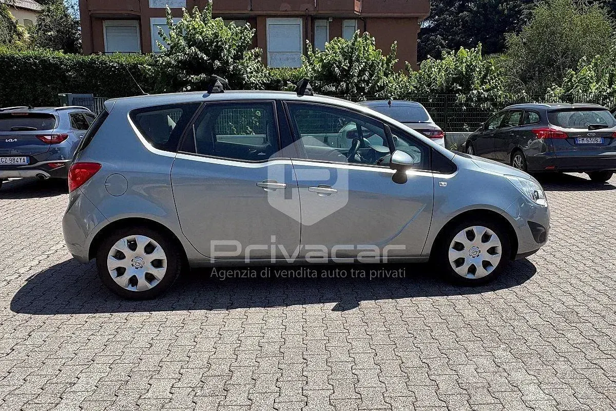 Usata Opel Meriva Cosmo 101 CV (74 kW) 2014 Grigio Monovolume