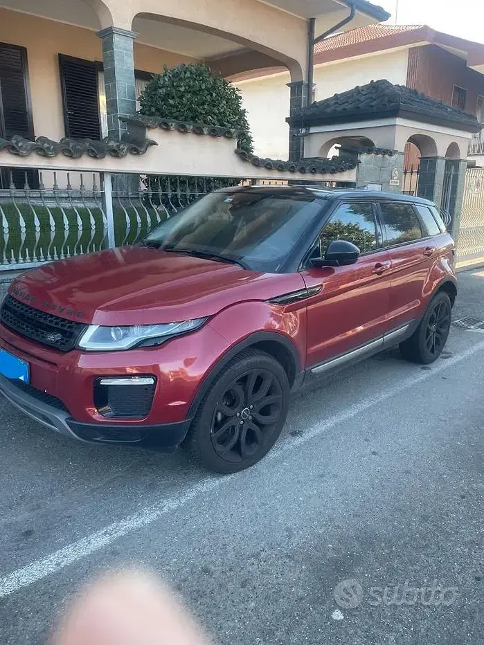 Usata Land Rover Range Rover evoque Pure 150 CV (110 kW) 2017 Rosso SUV
