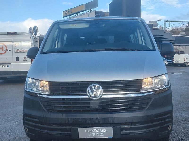 Usata VW Transporter Business 110 CV (80 kW) 2024 Argento Furgone