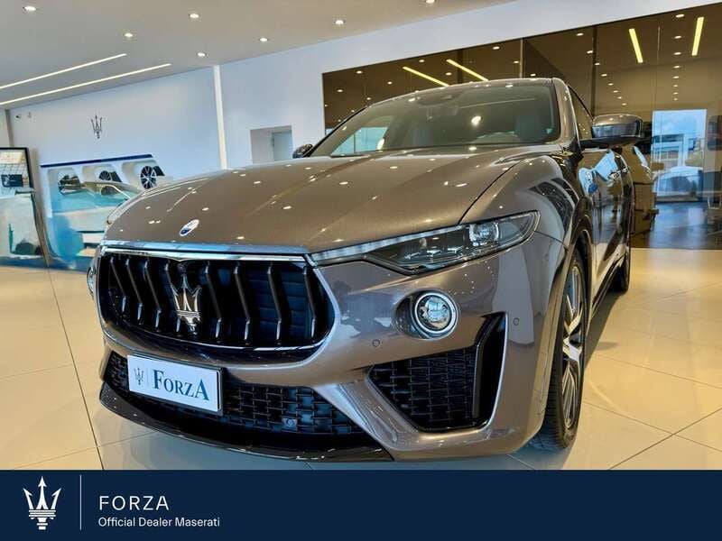 Usata Maserati Levante GT 330 CV (242 kW) 2021 Grigio maratea SUV