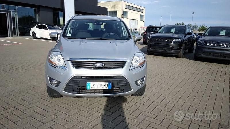 Usata Ford Kuga 163 CV (119 kW) 2012 Grigio SUV