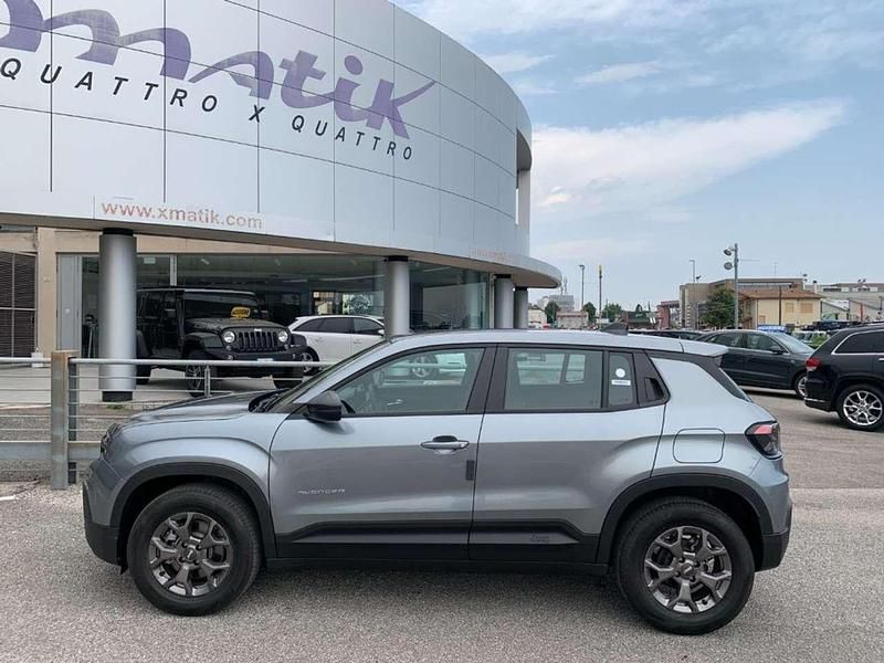 Usata Jeep Avenger Longitude 101 CV (74 kW) 2024 Grigio SUV