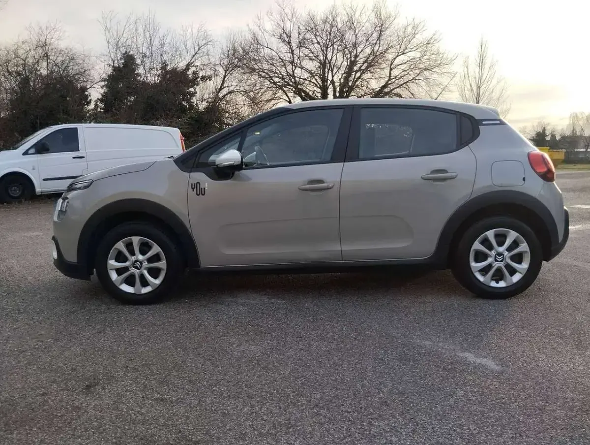 Usata Citroën C3 PureTech 83 CV (61 kW) 2023 Grigio Utilitaria