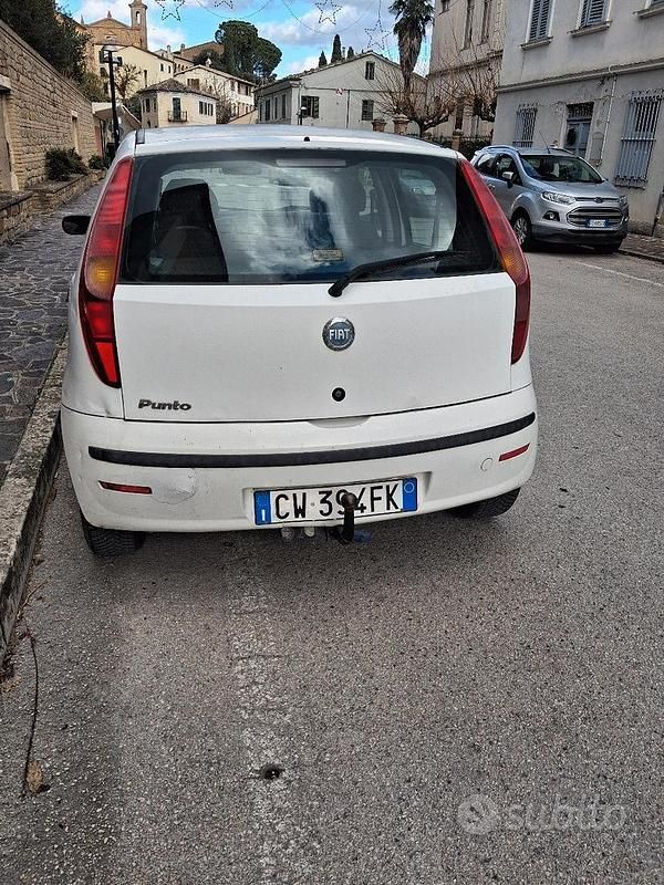 Usata Fiat Punto 2005 Bianco Utilitaria