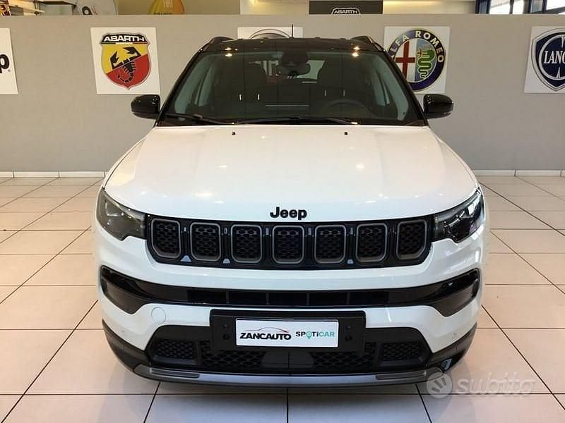 Usata Jeep Compass Summit 131 CV (96 kW) 2025 Bianco SUV