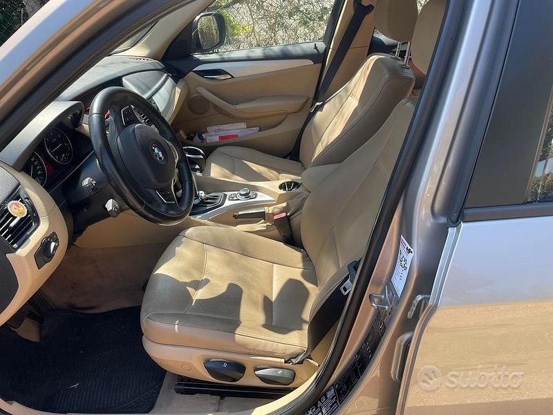 Usata BMW X1 177 CV (130 kW) 2010 Marrone SUV