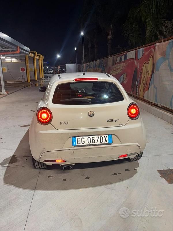 Usata Alfa Romeo MiTo 95 CV (69 kW) 2011 Bianco Utilitaria