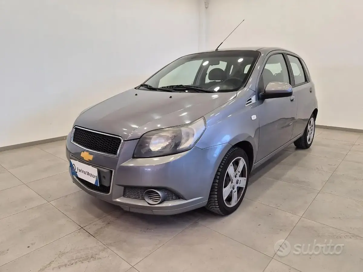 Usata Chevrolet Aveo LS 84 CV (61 kW) 2011 Berlina