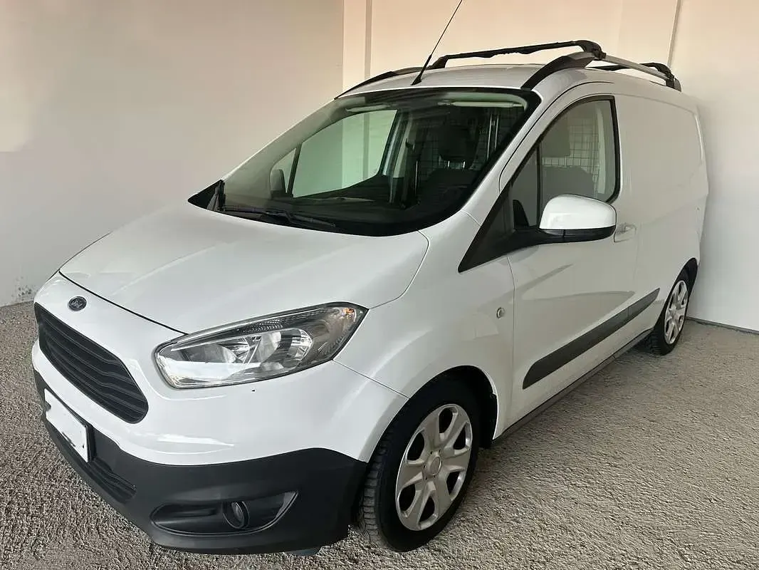 Usata Ford Transit Courier Trend 101 CV (74 kW) 2016 Bianco Furgone
