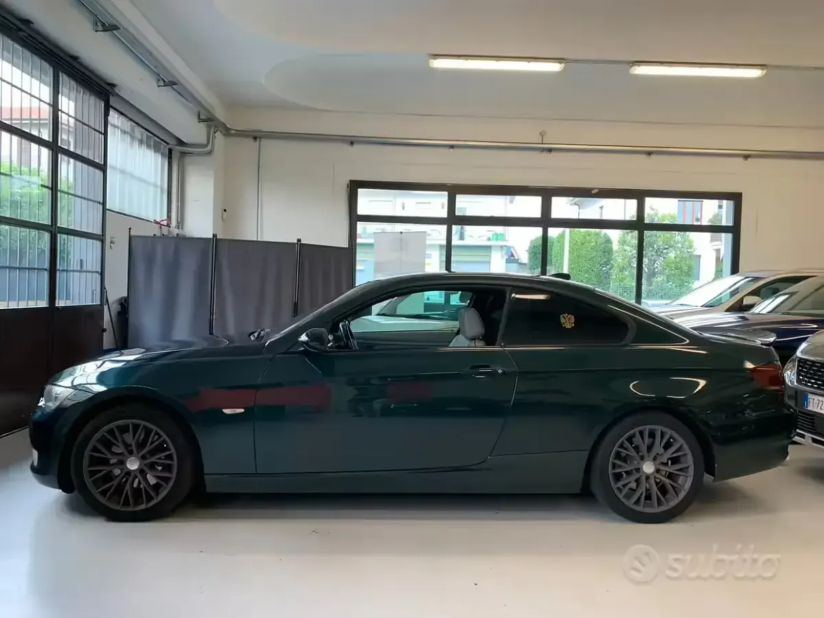 Usata BMW 320 Efficient Dynamics 177 CV (130 kW) 2008 Verde Berlina
