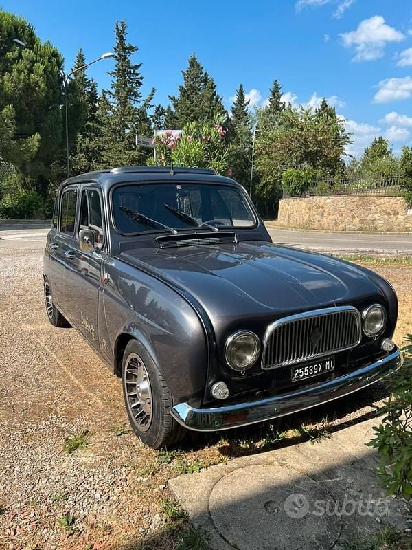 Usata Renault R4 34 CV (25 kW) 1985 Grigio Utilitaria